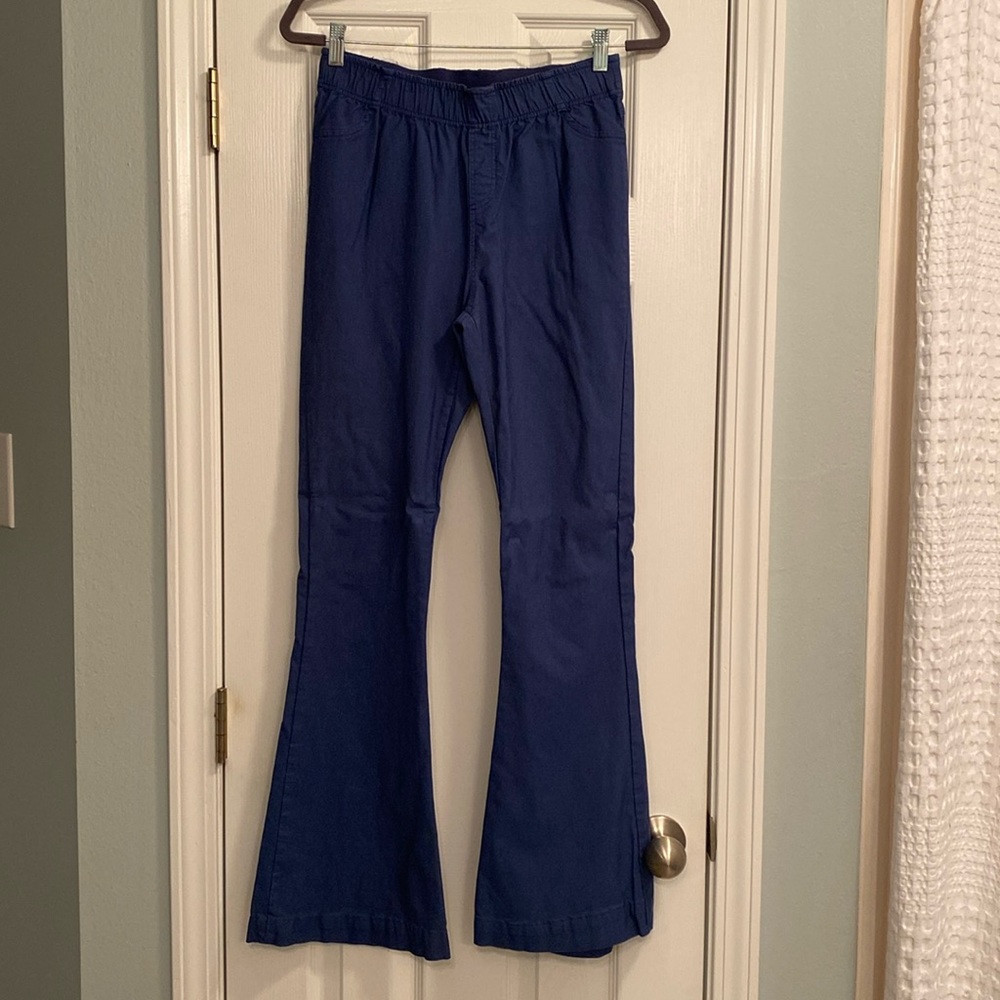 Stretchy pants